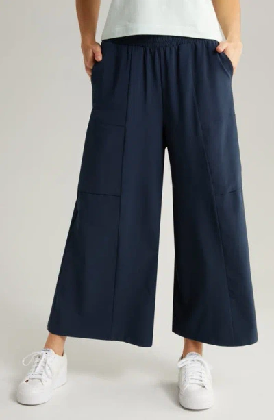 Zella In Flight Flowy Crop Wide Leg Trousers In Navy Sapphire