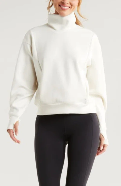 Zella Luxe Funnel Neck Top In Ivory Egret
