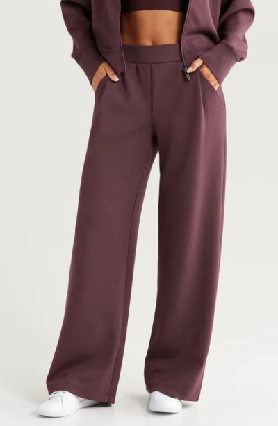 Zella Luxe Wide Leg Pants In Burgundy Fudge