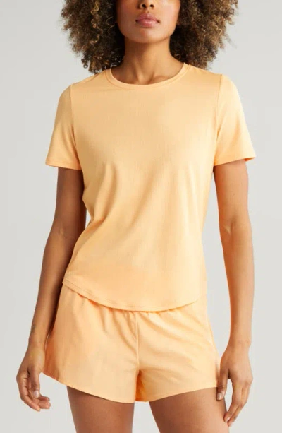 Zella Motivate Perforated Crewneck T-shirt In Coral Beads