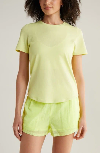 Zella Motivate Perforated Crewneck T-shirt In Green Finch