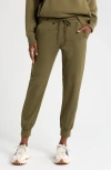 Zella Move In Pocket Joggers In Olive Night