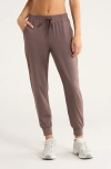 Zella Move In Pocket Joggers In Pink