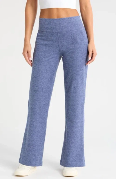 Zella Renew Straight Leg Pants In Blue Indigo Melange