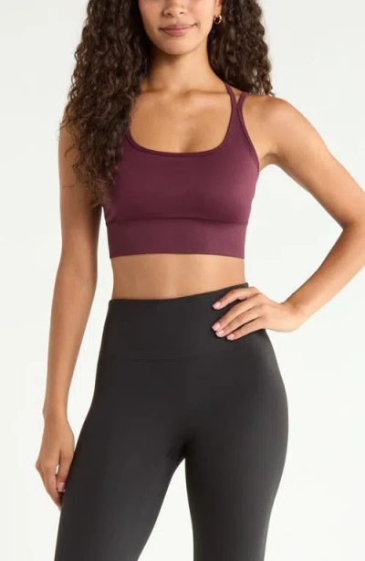 Zella Seamless Strappy Sports Bra In Burgundy