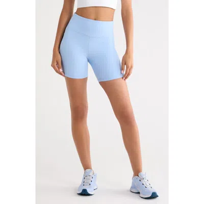 Zella Studio Luxe Pocket Bike Shorts In Blue