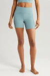 Zella Studio Luxe Pocket Bike Shorts In Grey Thunder
