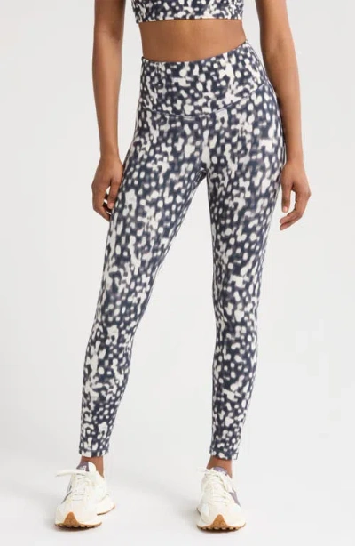 Zella Studio Luxe Print High Waist Pocket 7/8 Leggings In Navy Tortoise Shell