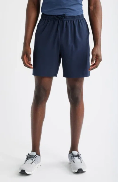 Zella Zelstretch 7-inch Perforated Shorts