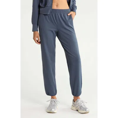 Zella Zen Mid Rise Joggers In Blue
