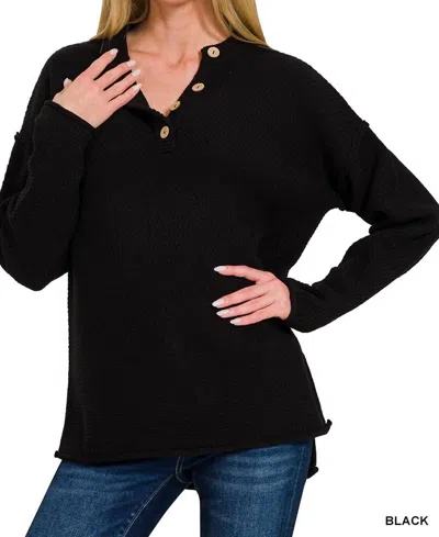 ZENANA 4 BUTTON HENLEY SWEATER IN BLACK