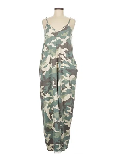 Pre-owned Zenana Casual Dress In Green