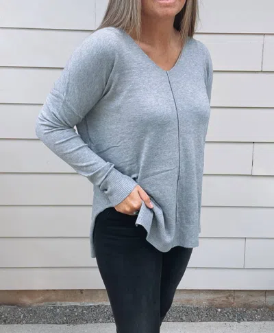 Zenana Murphy Sweater In Heather Grey In Blue