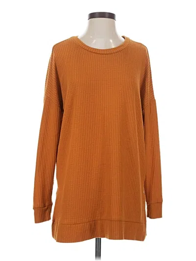 Pre-owned Zenana Outfitters Long Sleeve T-shirt In Brown