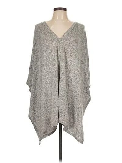 Pre-owned Zenana Outfitters Poncho In Gray