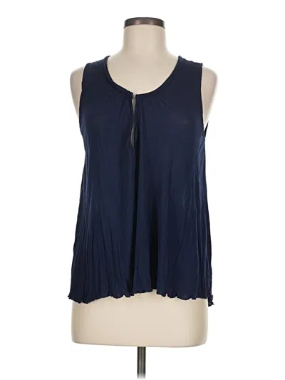 Pre-owned Zenana Outfitters Sleeveless T-shirt In Blue