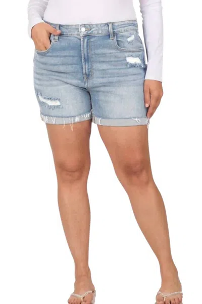 Zenana Raw Hem Shorts - Plus In Light Wash In Blue