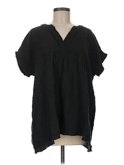 Pre-owned Zenana Short Sleeve T-shirt In Black