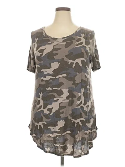 Pre-owned Zenana Short Sleeve T-shirt In Gray