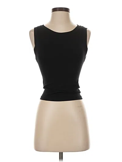 Pre-owned Zenana Sleeveless T-shirt In Black