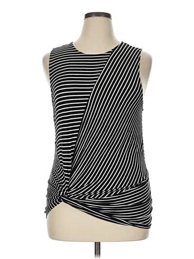 Pre-owned Zenana Sleeveless T-shirt In Black