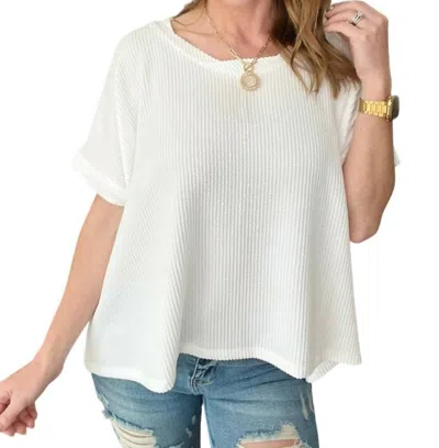 Zenana Textured Line Twisted Short Sleeve Top In Off White