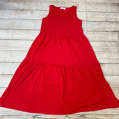 Zenana Women's Sleeveless Tiered Midi Dress In Ruby