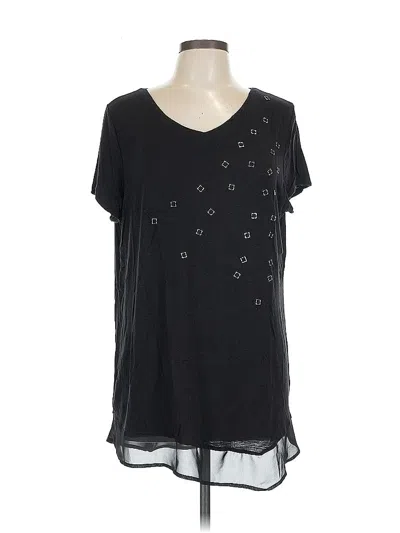 Pre-owned Zenergy By Chico's Short Sleeve Top Black Stars Pattern V Neck Tops