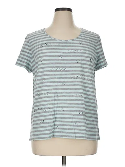 Pre-owned Zenergy By Chico's Short Sleeve T-shirt In Silver