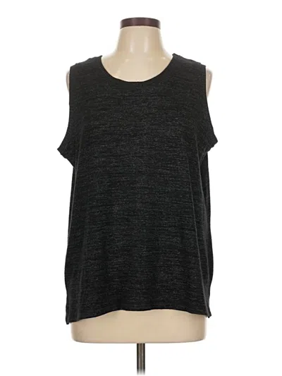 Pre-owned Zenergy By Chico's Sleeveless T-shirt In Black