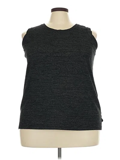Pre-owned Zenergy By Chico's Sleeveless T-shirt In Gray