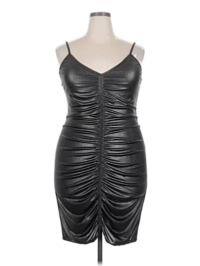 Pre-owned Zenobia Cocktail Dress In Silver