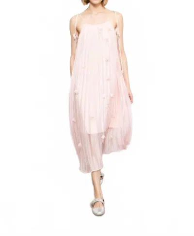 Zero Degree Celsius 3d Flowers Dress In Pink