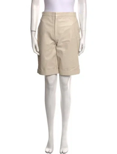 Pre-owned Zeynep Arcay Lamb Leather Knee-length Shorts In Neutral