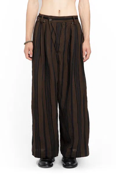 Ziggy Chen Trousers In Brown