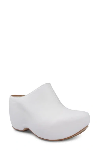 Zigi Raffaela Platform Clog In White