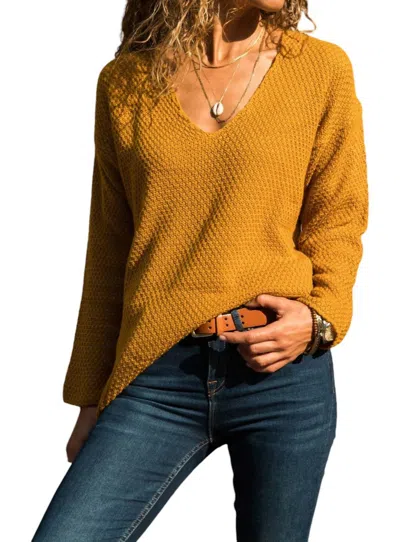 Zily Wholesale V-neck Brass Knitted Pocket Sweater In Mustard In Yellow