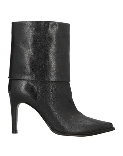 Zinda Woman Ankle Boots Black Size 7 Leather