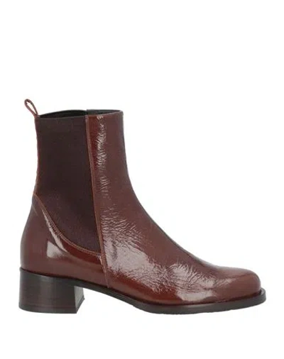 Zinda Woman Ankle Boots Brown Size 7 Leather