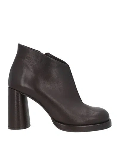 Zinda Woman Ankle Boots Dark Brown Size 7 Leather In Animal Print