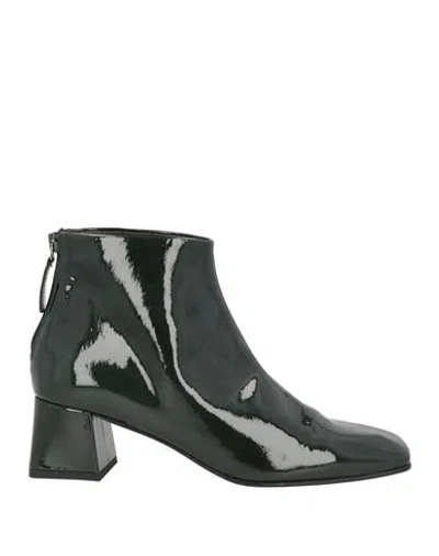 Zinda Woman Ankle Boots Dark Green Size 7 Leather