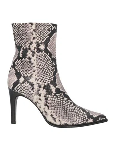 Zinda Woman Ankle Boots Light Grey Size 7 Leather In Animal Print