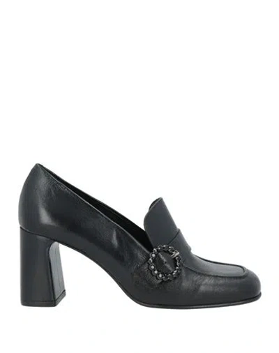 Zinda Woman Loafers Black Size 7 Leather