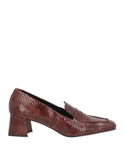 Zinda Woman Loafers Brown Size 11 Leather