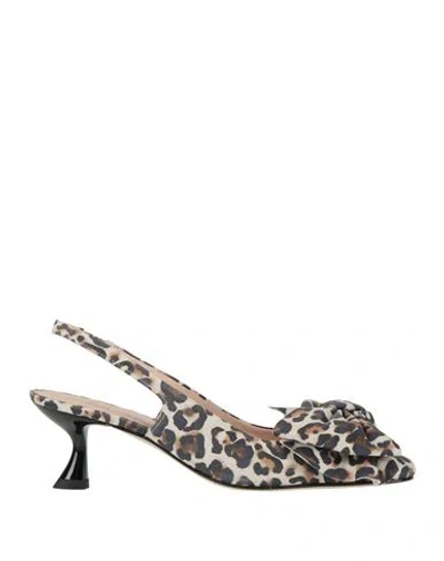 Zinda Woman Pumps Ivory Size 7 Leather In Animal Print
