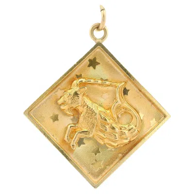 Pre-owned Zodiac Vintage Yellow Gold Capricorn Florentine Stars Background  Pendant