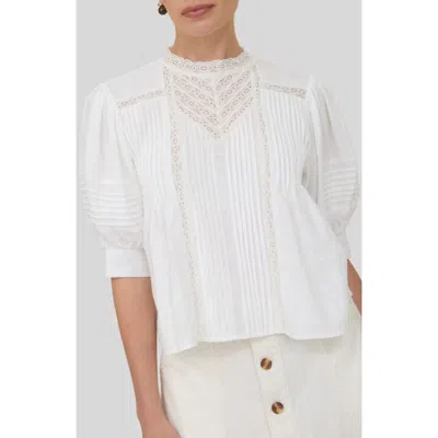 Zoe And Claire Lace Trim Puff Sleeve Top In White