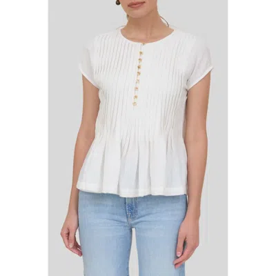 Zoe And Claire Pintuck Pleat Peplum Top In White