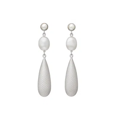 Zoe And Morgan Women's Ava Peal Earrings Silver