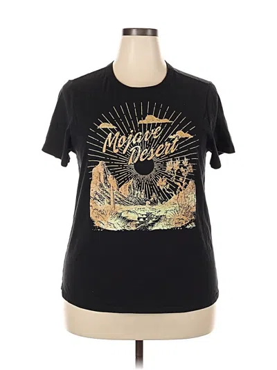 Pre-owned Zoe+liv Short Sleeve T-shirt In Black